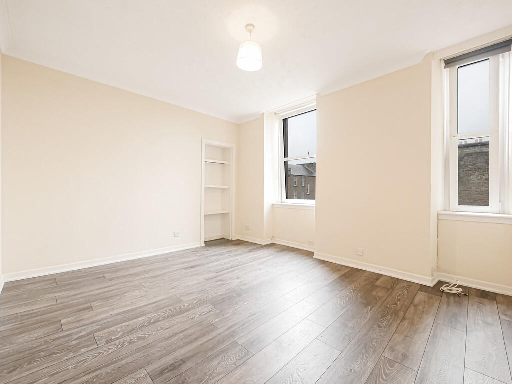 Apartment in Dundee - View 4