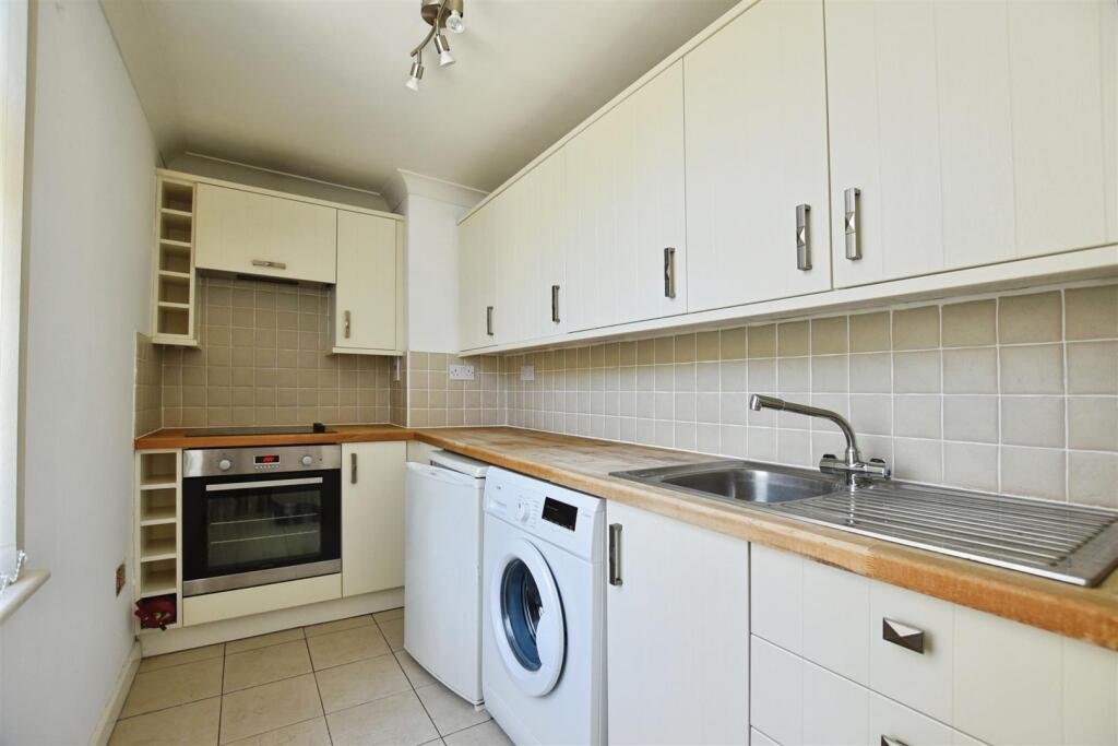 Tinwell Road, Stamford photo 4