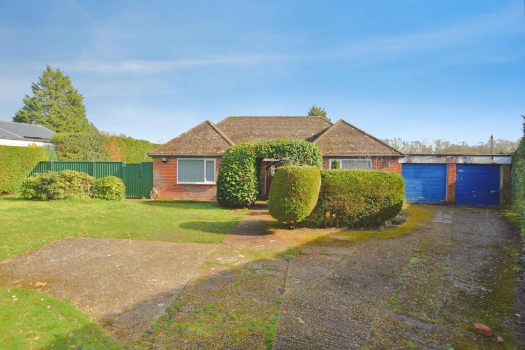 Main image of property: Fleet End Road, Warsash SO31