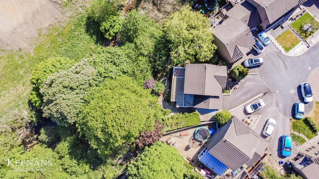 Additional image 6 of Barn Field Close, Colne