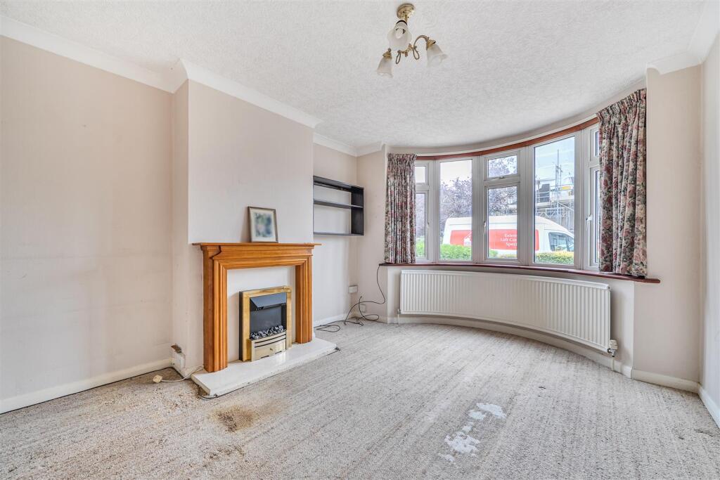 Malvern Way, Croxley Green photo 4