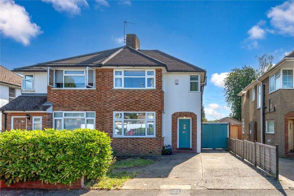 Main image of property: Heywood Drive, Luton, Bedfordshire, LU2