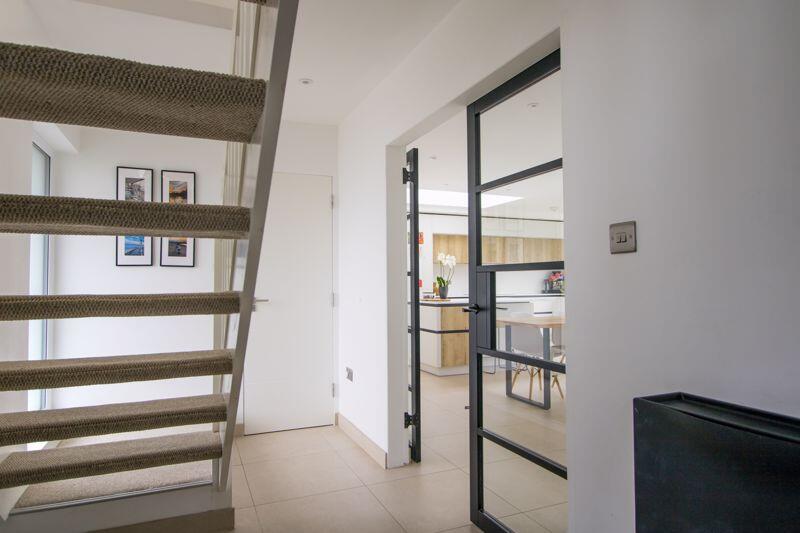 House in Penarth, Vale of Glamorgan - View 4
