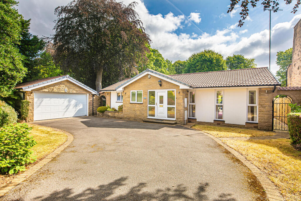 Main image of property: 1 Thornsett Gardens, Dore, S17 3PP