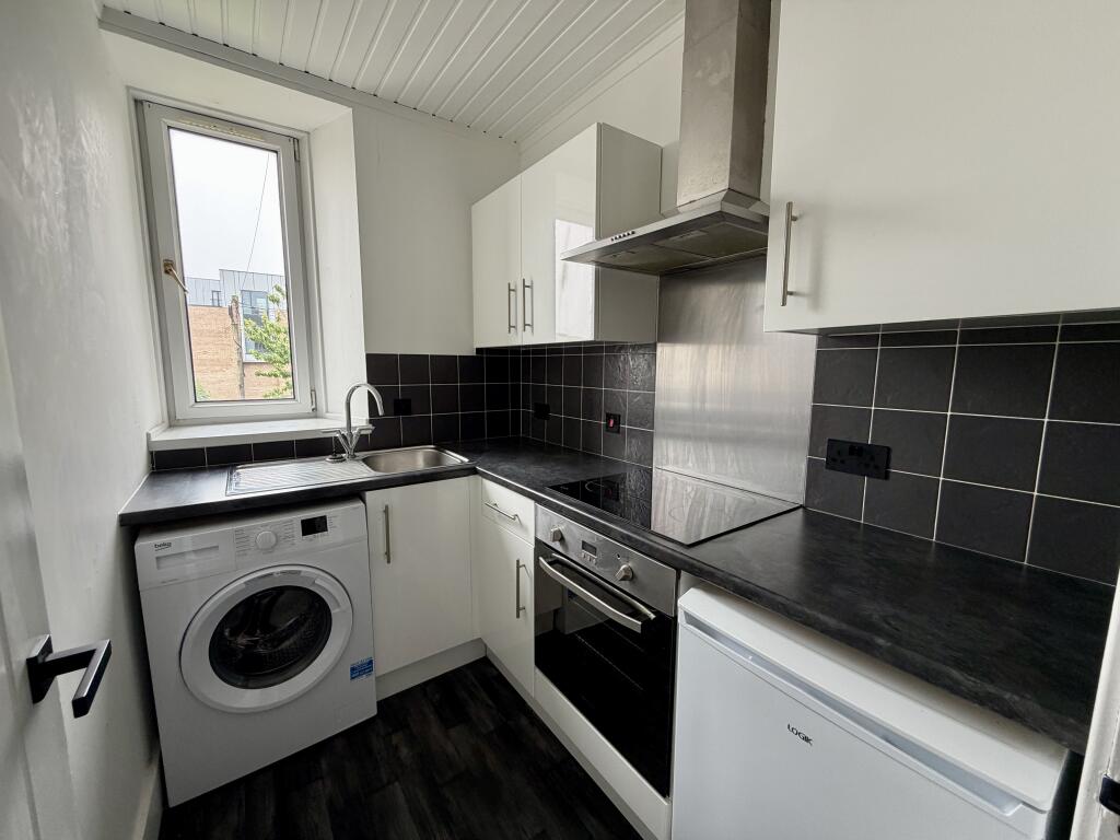 Apartment in Aberdeen - View 3
