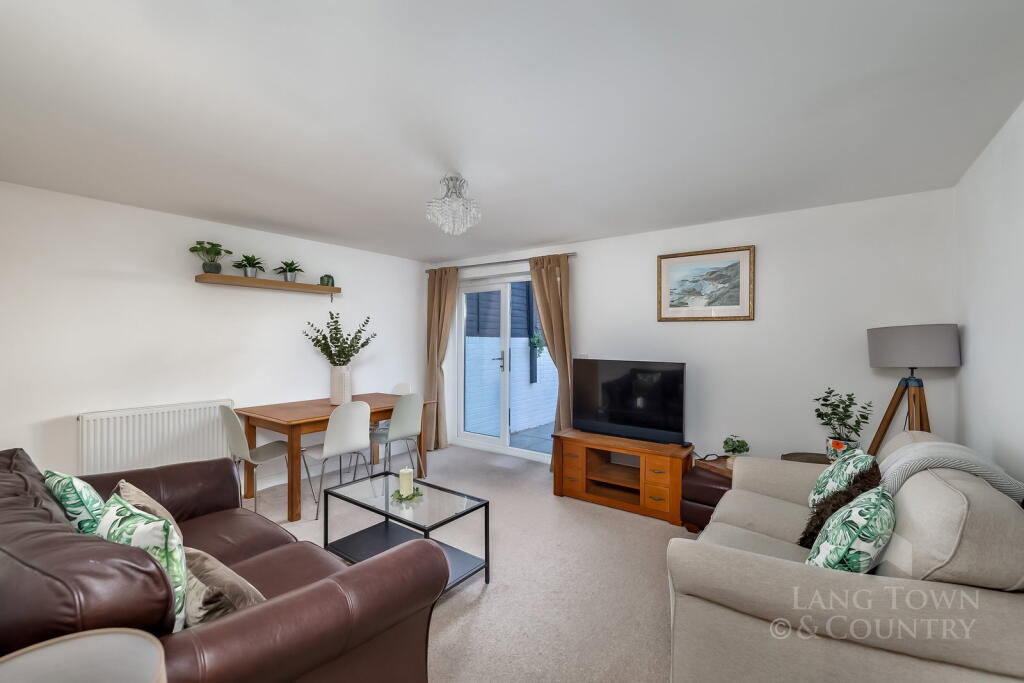 House in Plymouth, Stoke - View 5