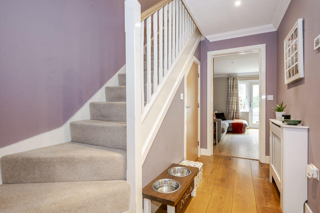 House in Tonbridge - More