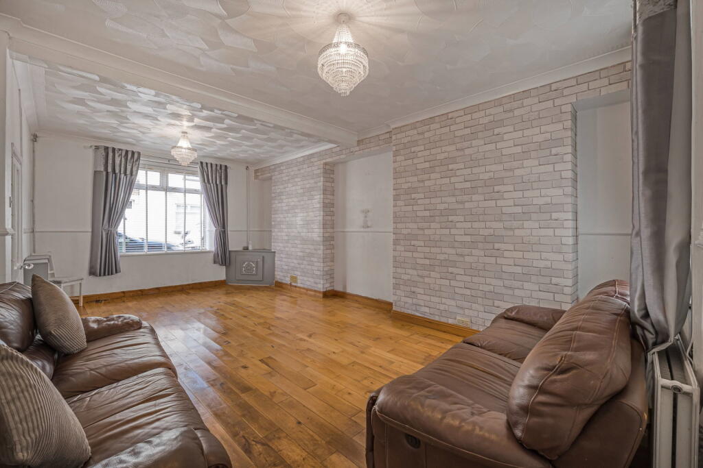 House in Cardiff - More
