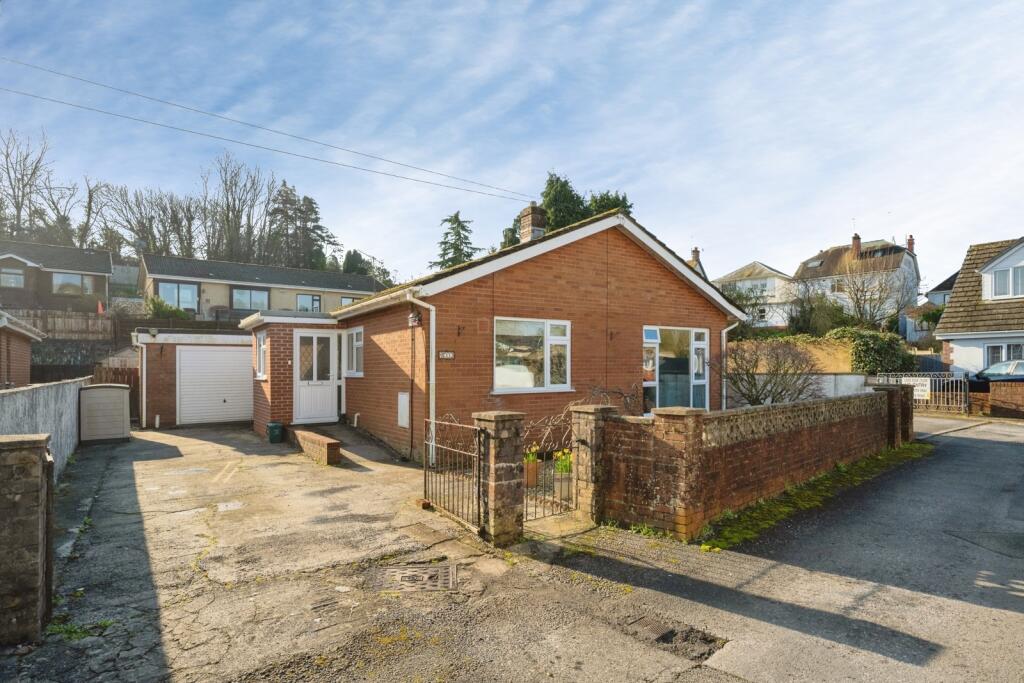 Main image of property: Lakeview Terrace, Llanelli, Carmarthenshire, SA15