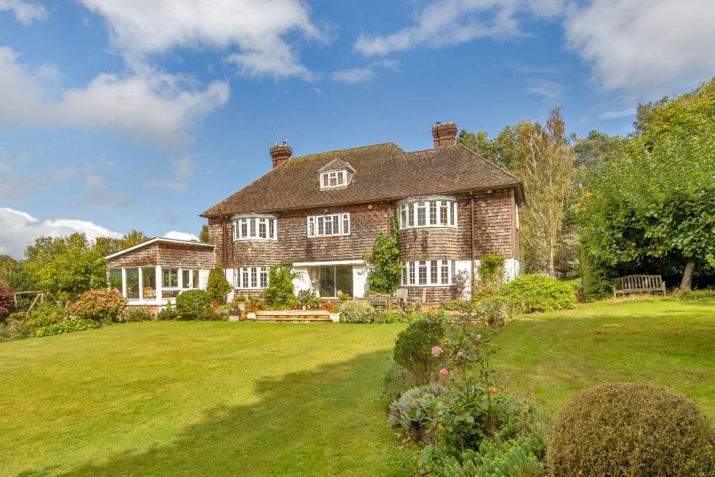 Main image of property: Rye Road, Hawkhurst, Kent, TN18 5DW