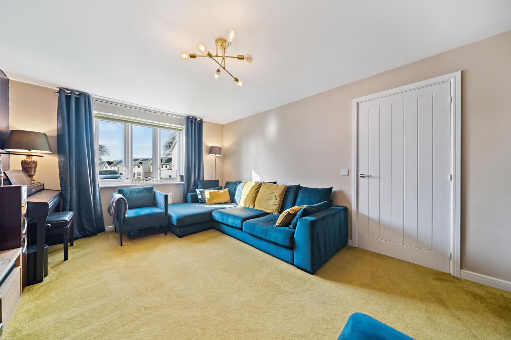 House in Glasgow, South Lanarkshire - View 4