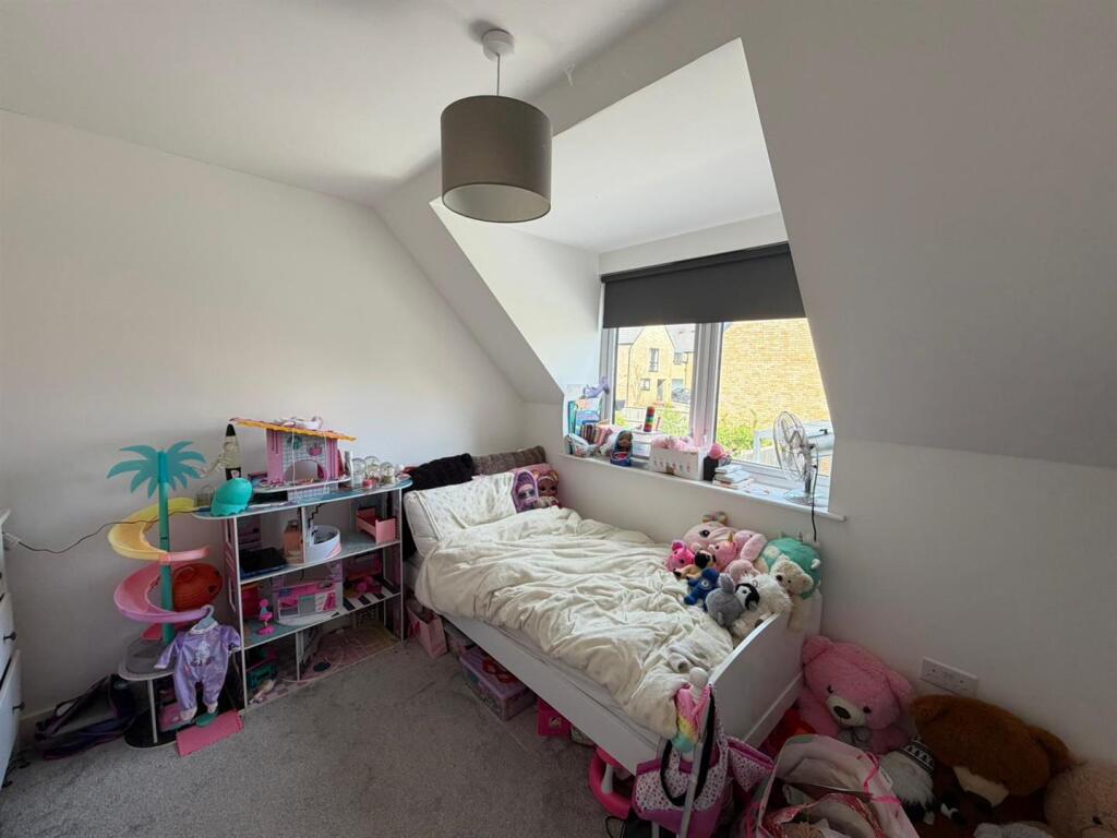 House in Stevenage - More