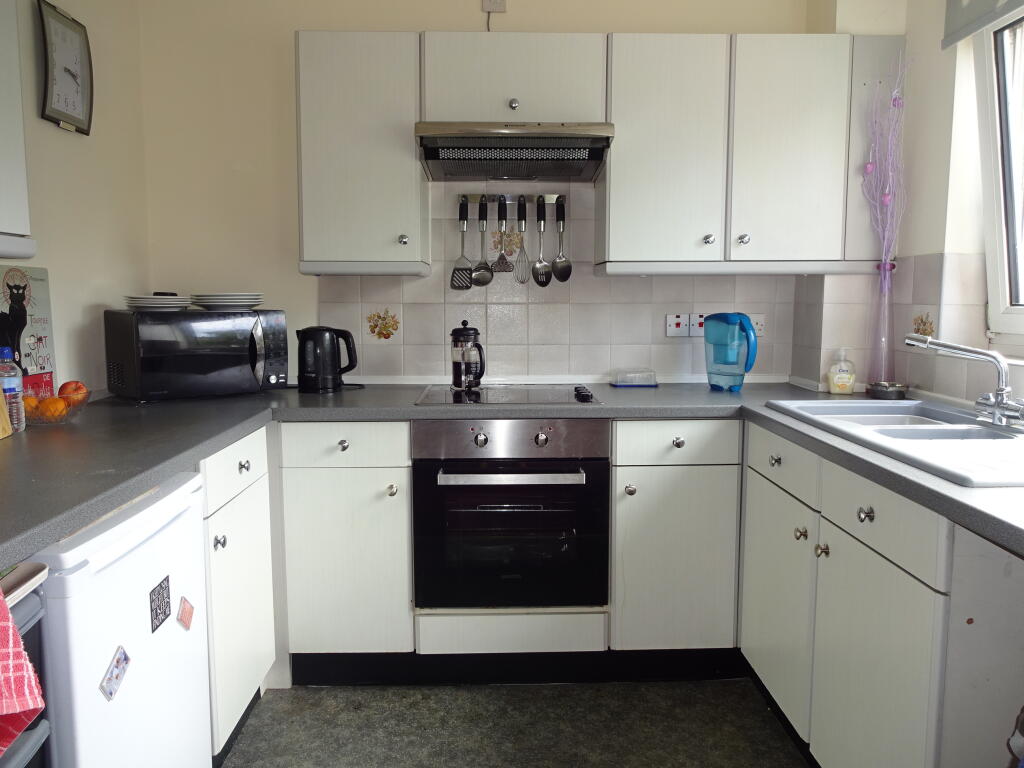 George Law Court, Kidderminster, Worcestershire photo 2