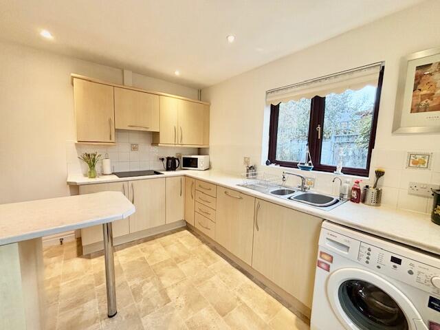 House in Chichester, Selsey - View 6