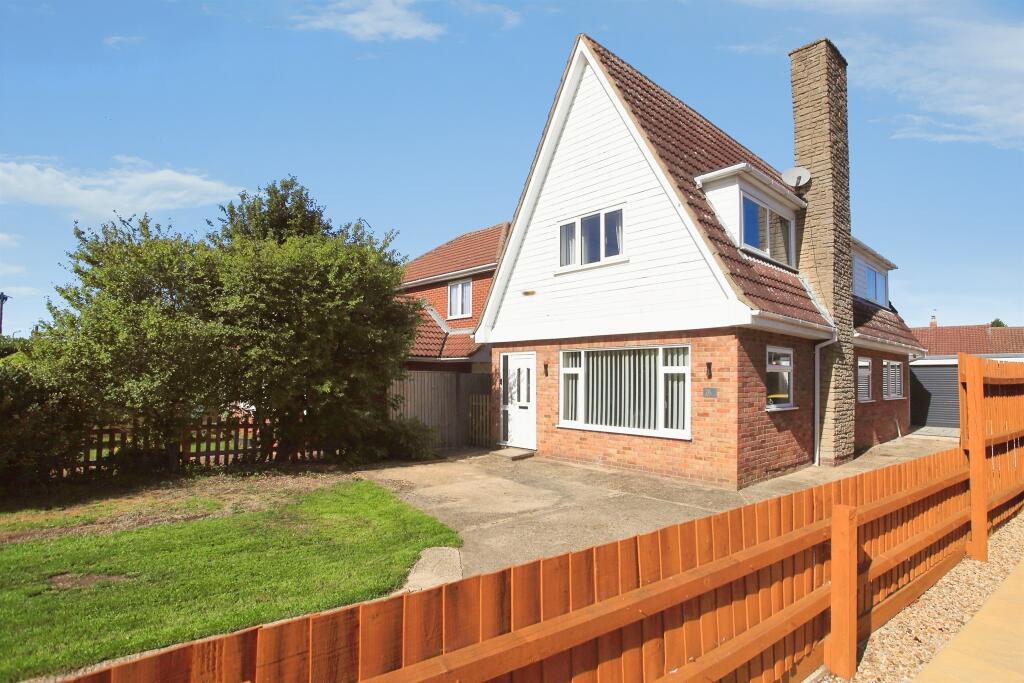 Main image of property: Park Road, Deeping St. James, Peterborough