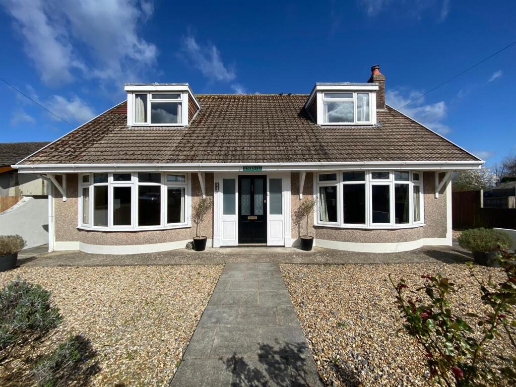 Main image of property: Broadmoor, Kilgetty