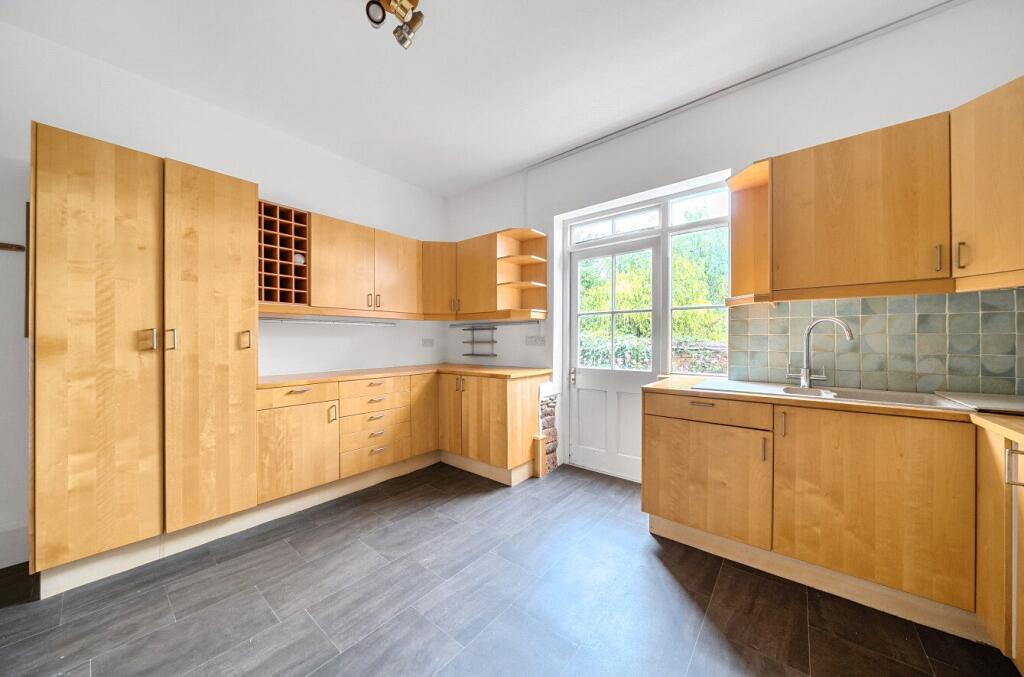 House in Exeter, Bidwell, Thorverton - More