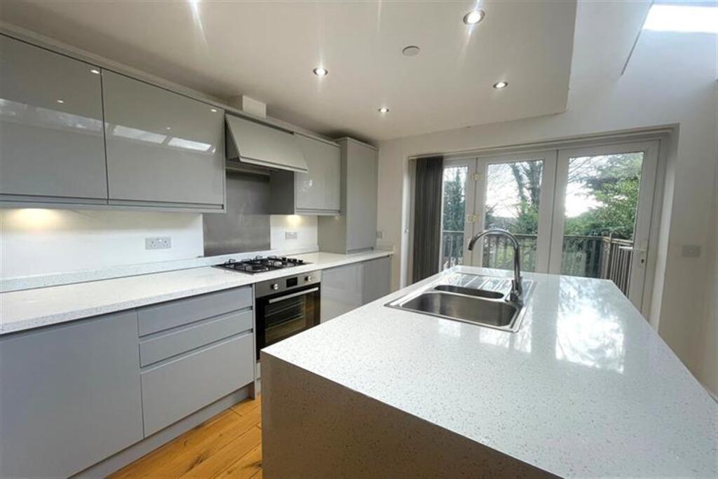 Main image of property: Staples Road, Loughton, IG10