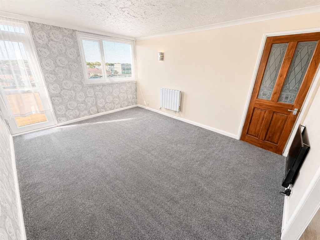 Apartment in Portsmouth - View 4