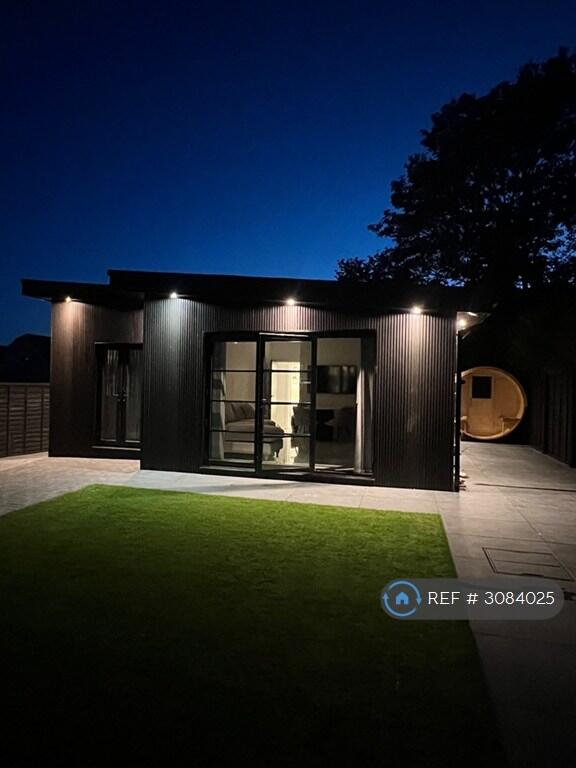 2 bedroom detached house for rent