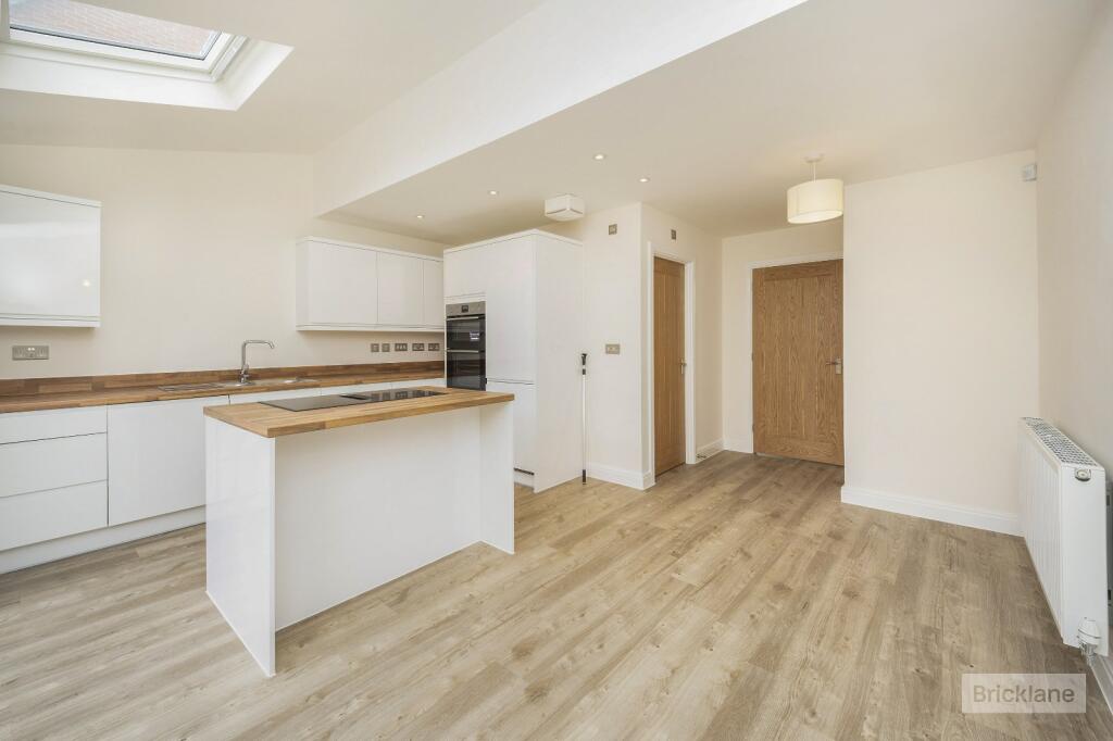 Additional image 3 of Featherstone Road, Shirley, Solihull, West Midlands, B90