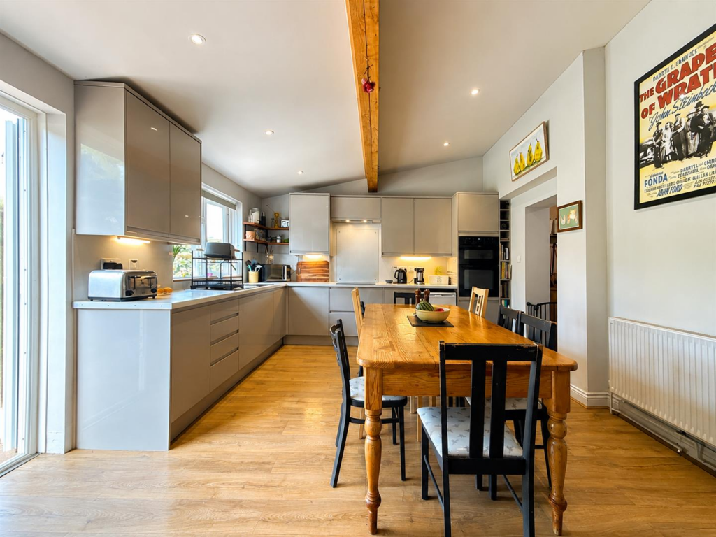 House in Torquay - View 3