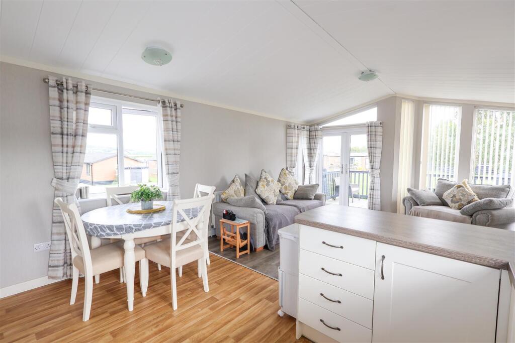 Sutton Road, Thirsk photo 3
