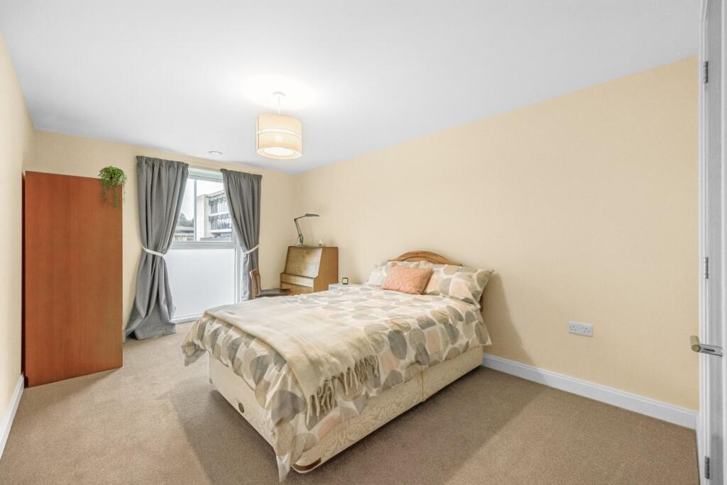 Apartment in Cotswold, Cirencester - More