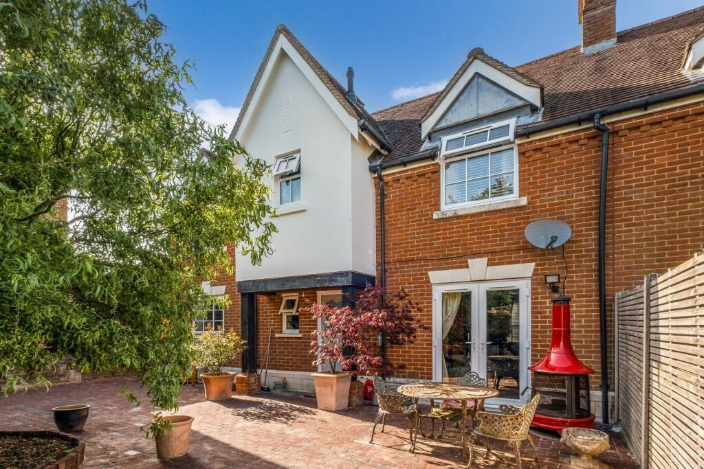 House in Henfield - View 2