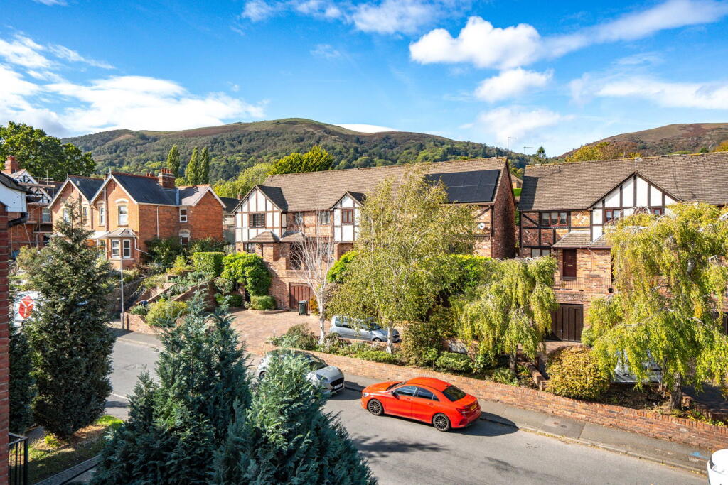 House in Malvern Hills, Malvern - View 2