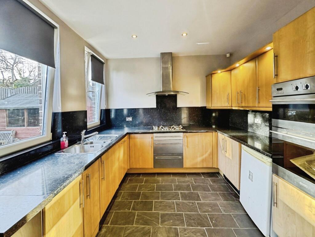 House in Kirklees, West Yorkshire - More