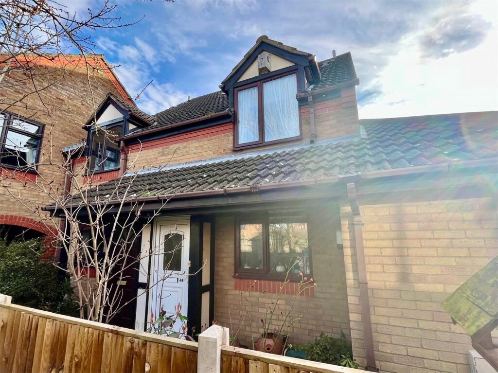 Main image of property: Green Court, Norwich, Norfolk, NR7