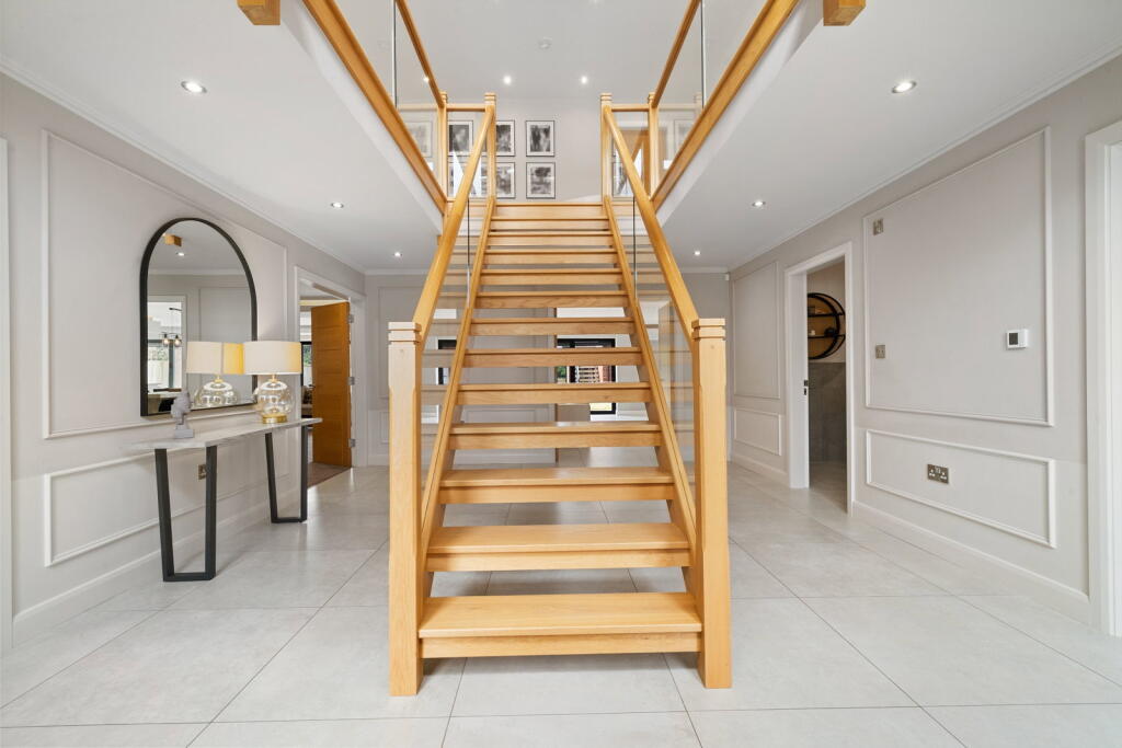 House in South Ribble, Hutton - More