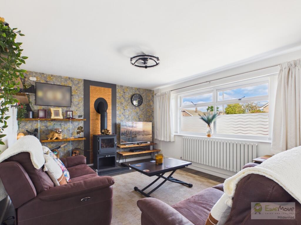 House in Ipswich - View 2