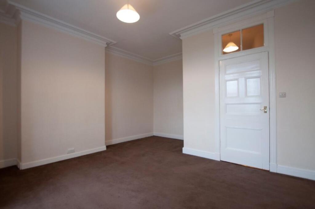 Apartment in Falkirk, Clackmannanshire - View 3