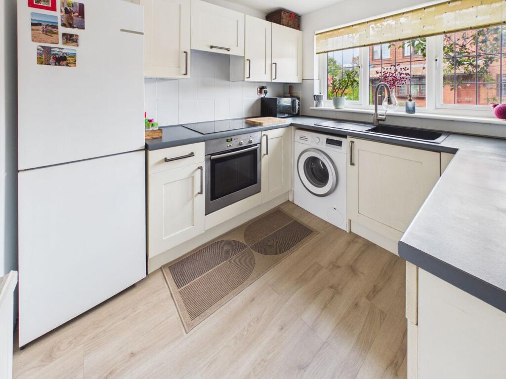 Larkins Close, Baldock, SG7 photo 4