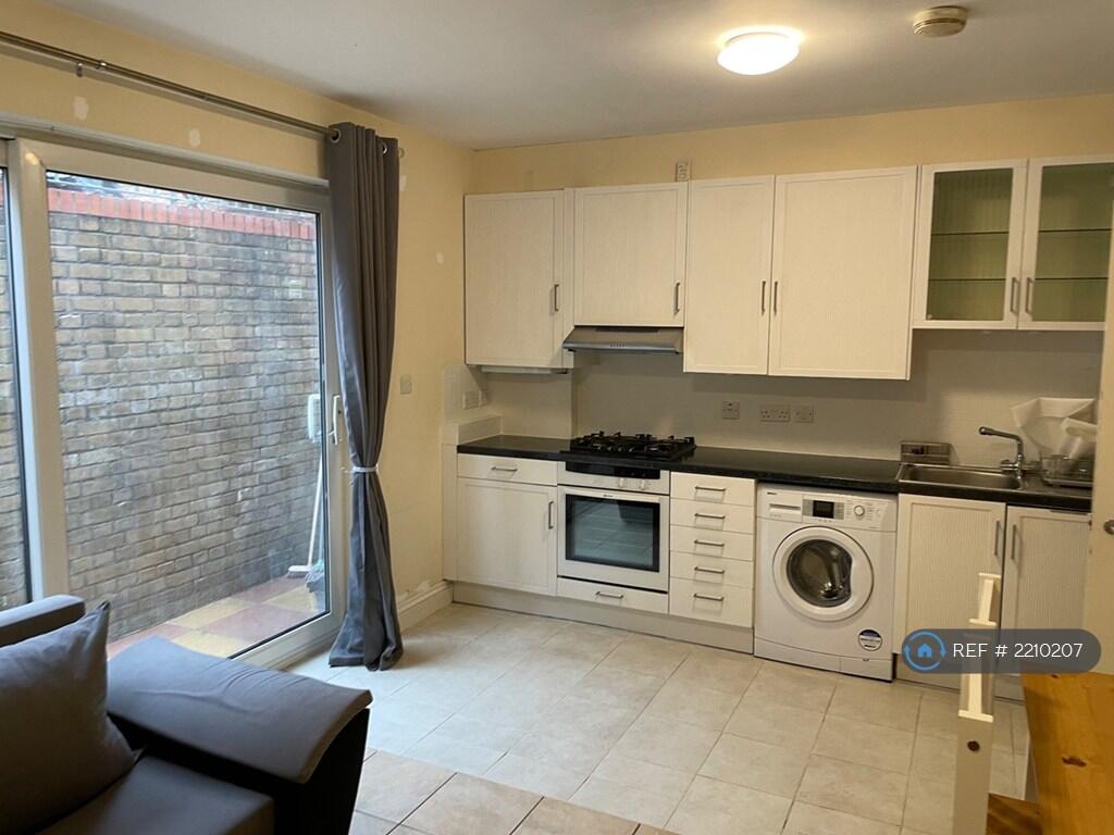 Main image of property: Archway Road, London North Islington, N19