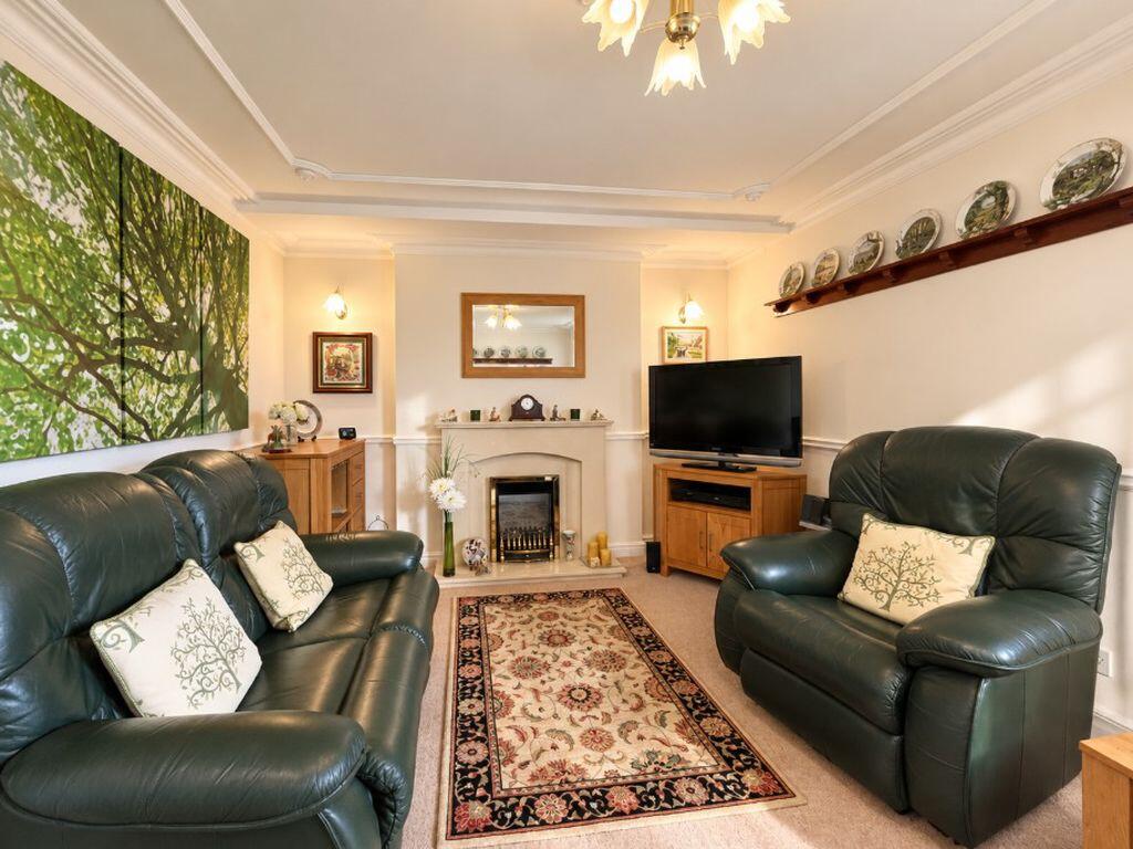 House in Lichfield, Burntwood - View 4