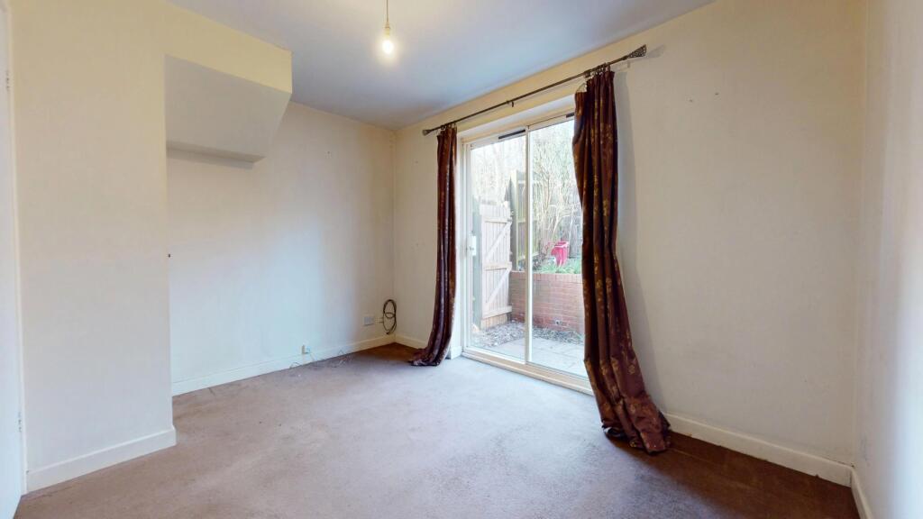 House in Dawley, Aqueduct - View 3
