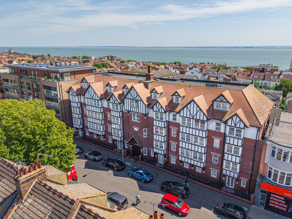 Main image of property: Leigh Road, Leigh-on-sea, SS9