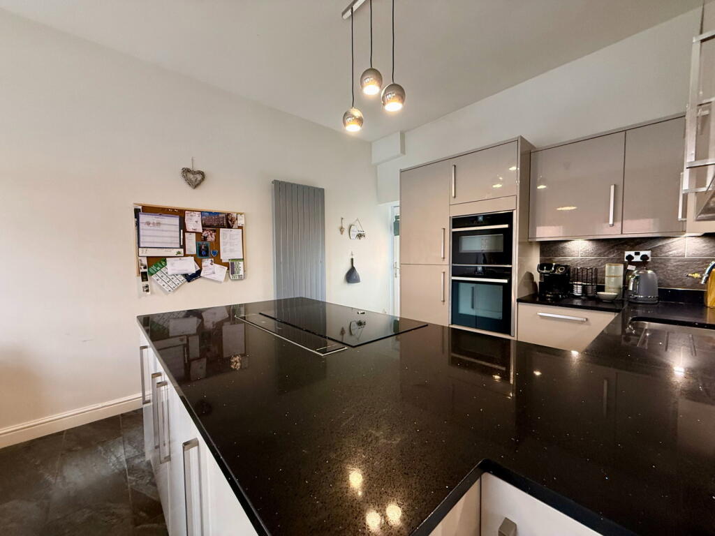 House in South Derbyshire, Derbyshire - View 4