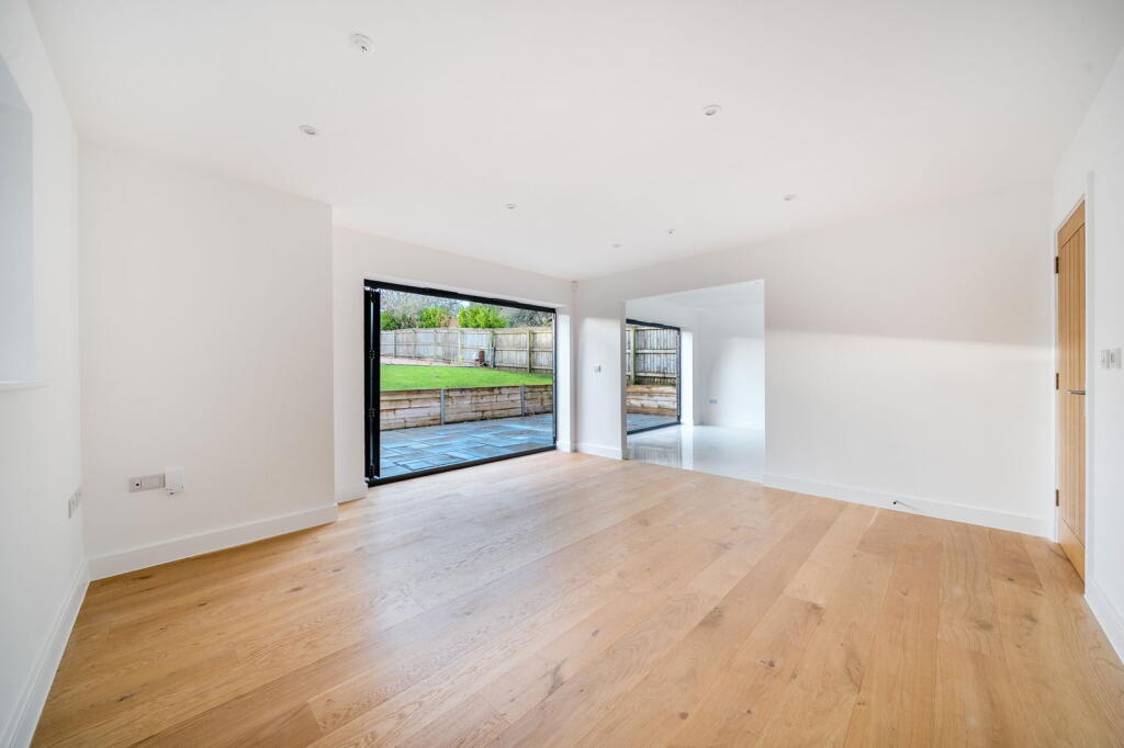 Additional image 8 of Victoria Road, Warminster, Wiltshire, BA12 8HG