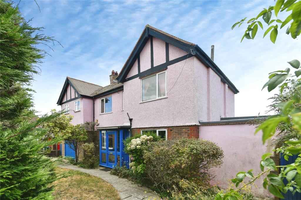 Main image of property: Brambletyne Avenue, Saltdean, Brighton, East Sussex, BN2