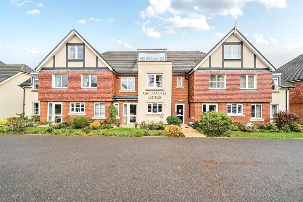 Main image of property: Greenacres Lodge, Warlingham