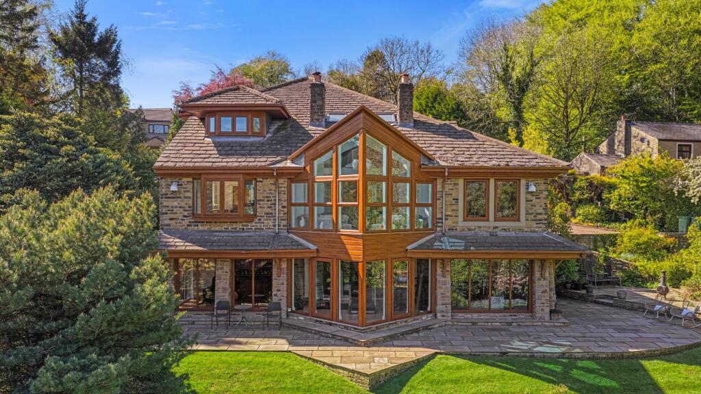 Main image of property: Beech Lane, Grasscroft, OL4