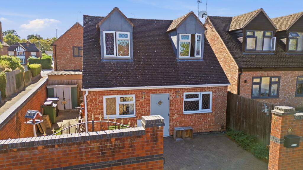 Main image of property: Wordsworth Avenue, Warwick, CV34