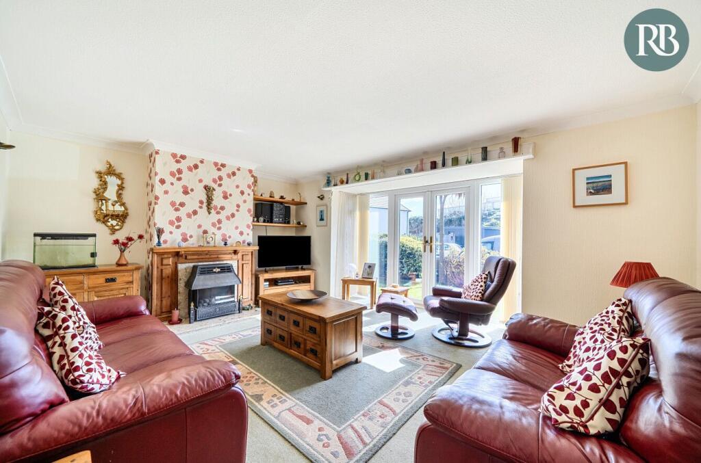 Victoria Road, Southwick, BN42 4DJ - View 3