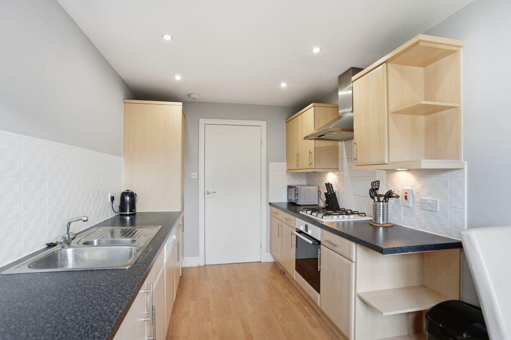10/6 Hopetoun Crescent, Cannonmills, Edinburgh, EH7 4AU - View 6