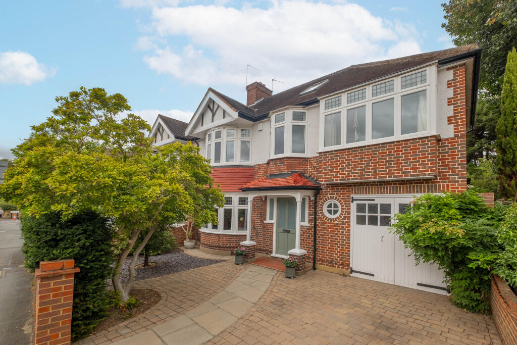 Main image of property: Popes Avenue, Twickenham, TW2