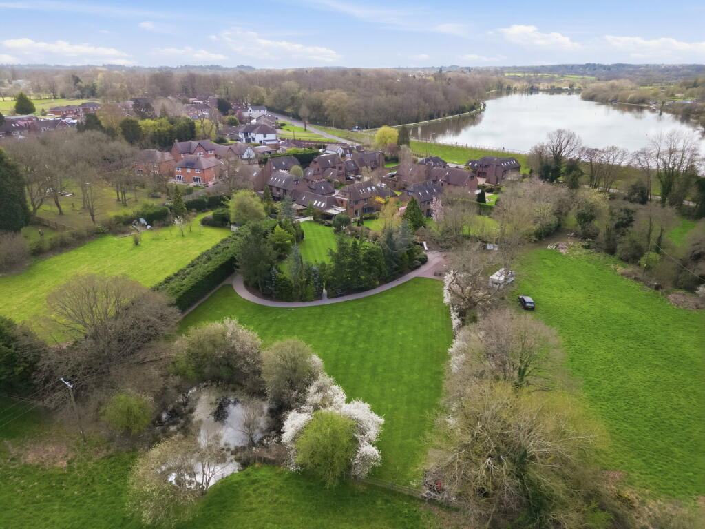 Additional image 3 of Earlsmere, Earlswood, Solihull, B94 6AJ